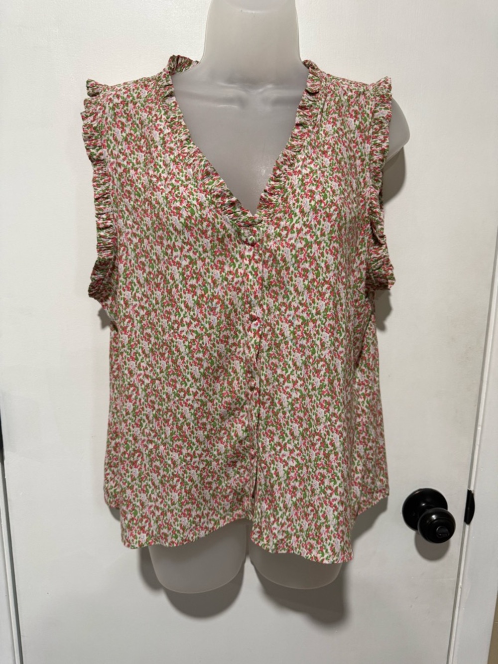Vero Moda Floral Ruffle V-Neck Button Front Camisole - Pink & Green-#1327